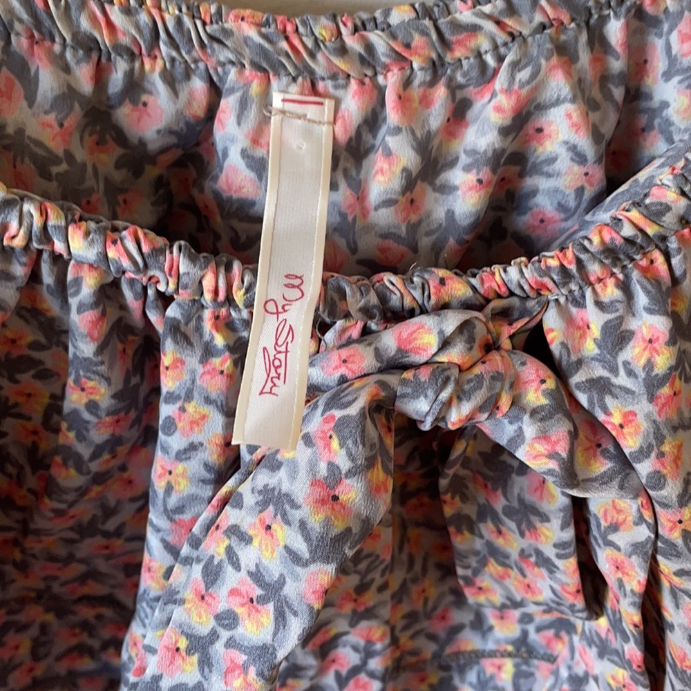 Cute Ruffled Tube Top - Picture 5 of 8